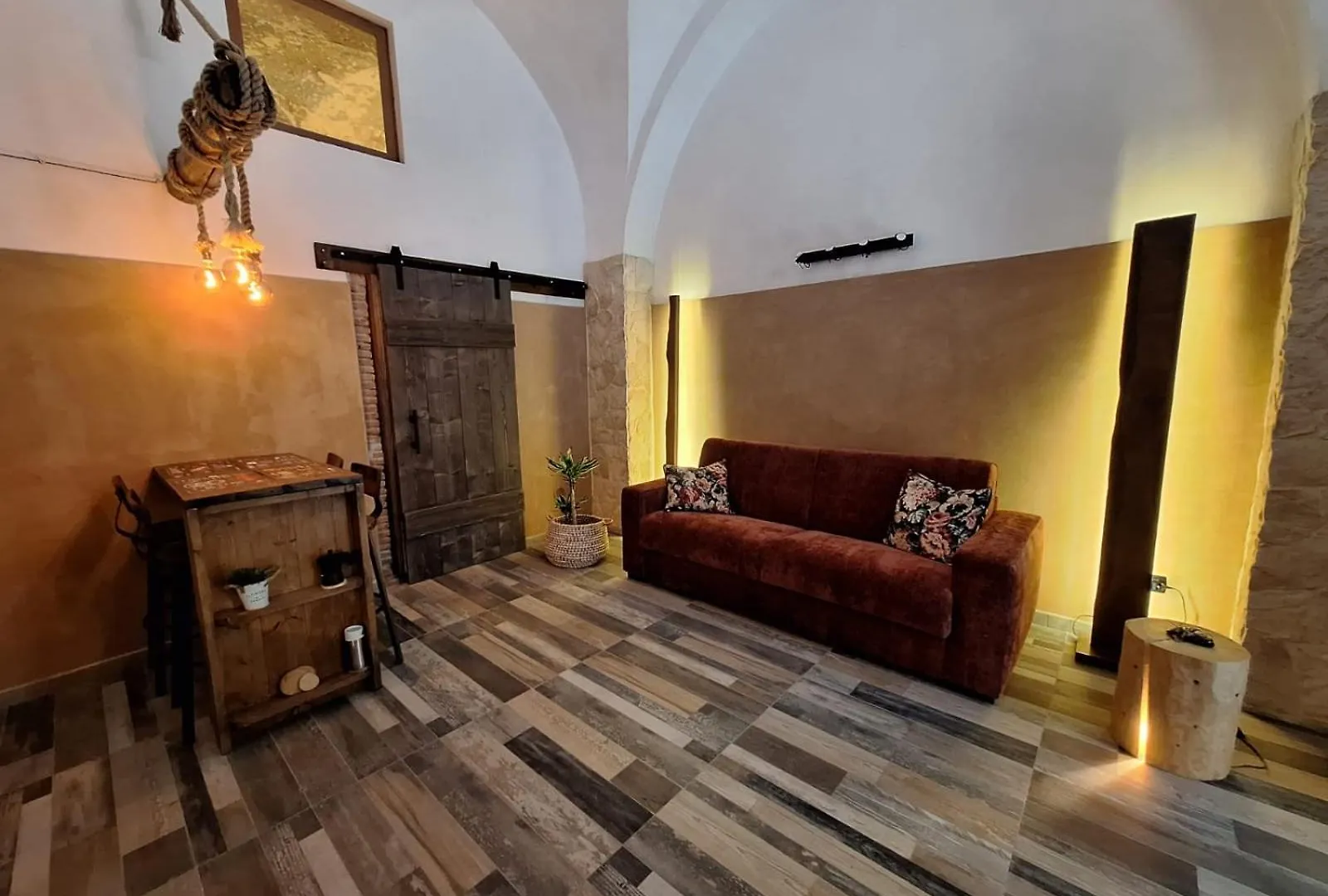 Giangi Rustic House Daire Katanya